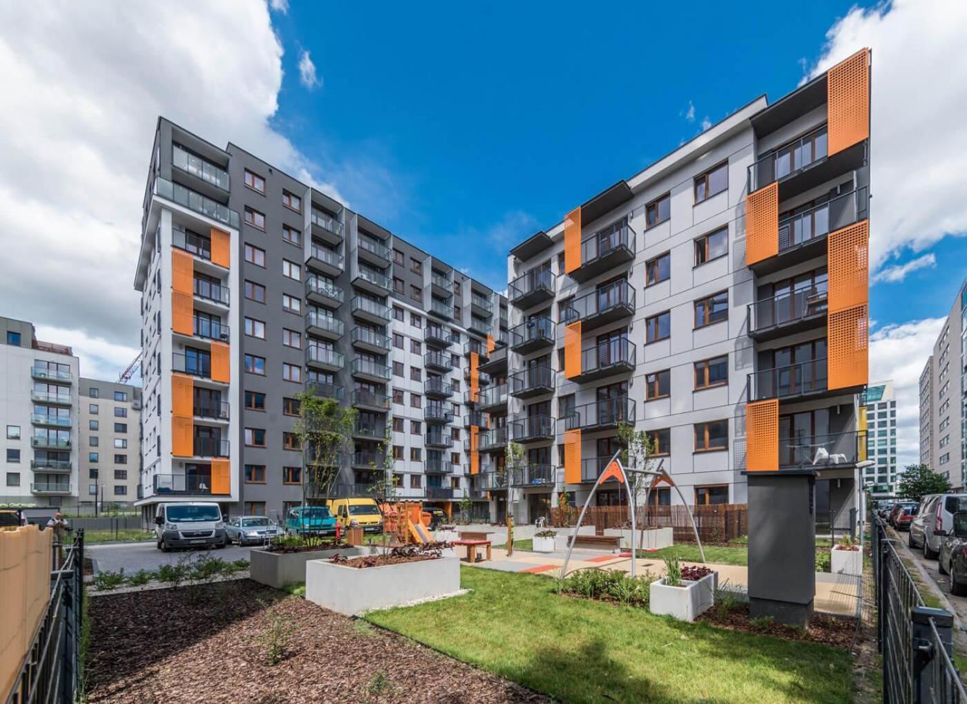 Cosy Apartment Near To The Chopin'S Airport Cybernetyki 2C Warsaw Luaran gambar